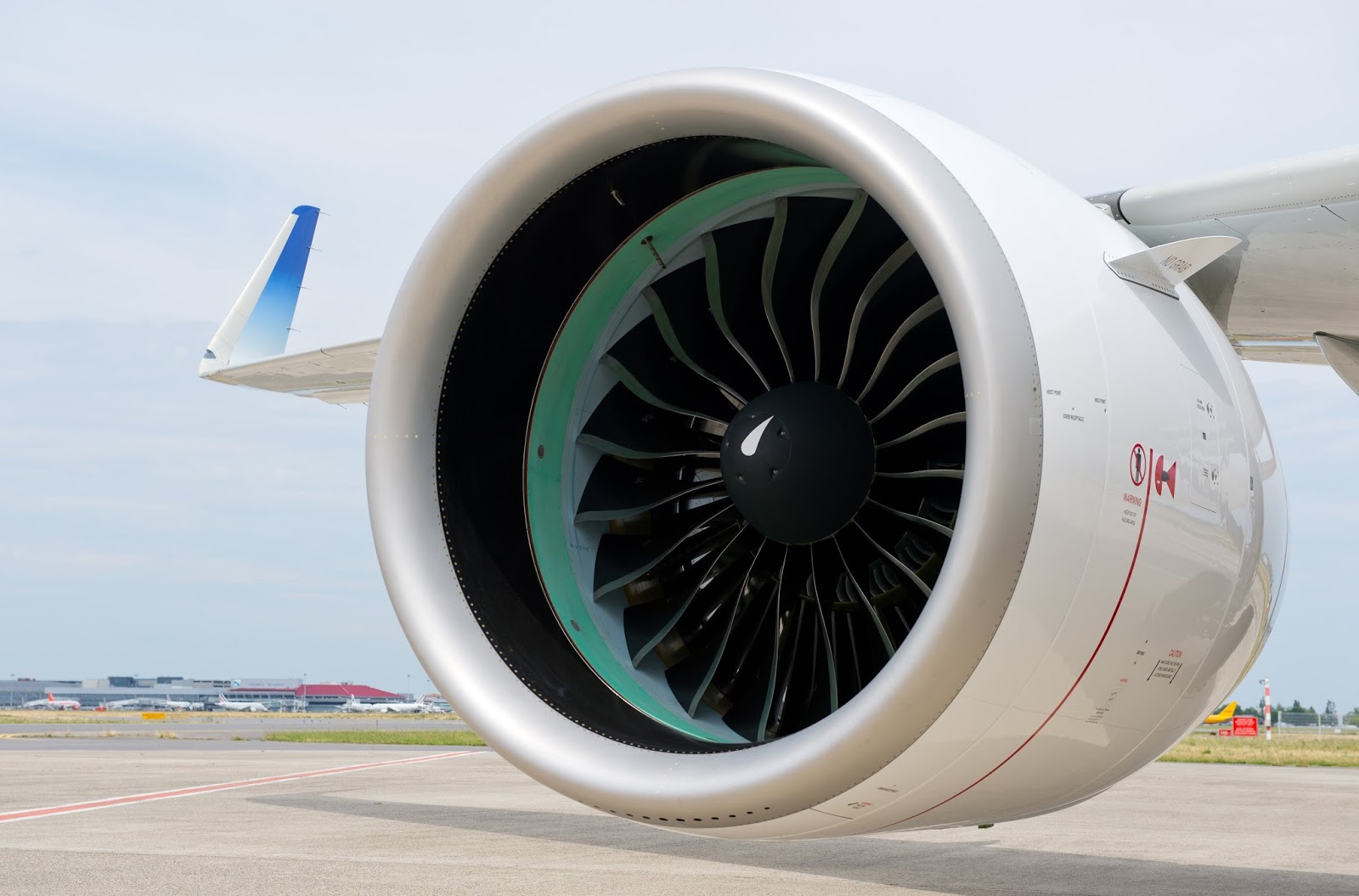 The apostrophe for Pratt & Whitney